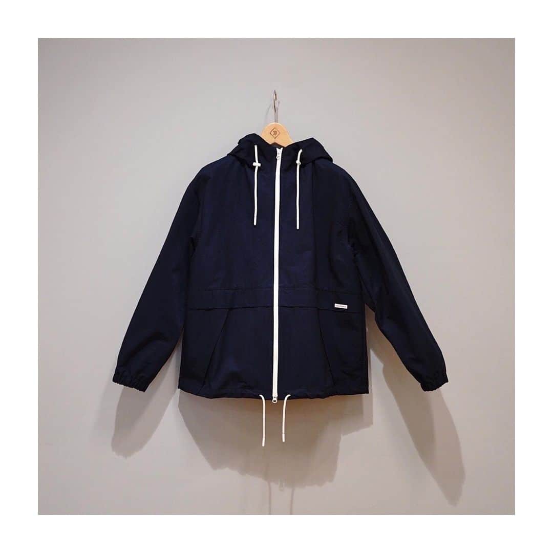 DRESSTERIOR_MEN_ドレステリアのインスタグラム：「Spring outer  collection ✔︎﻿ ﻿ ﻿ ﻿ ﻿ マリーナパーカー﻿ 086-52002﻿ ¥29,700(税込)﻿ ﻿ ﻿ ﻿ ﻿ ﻿ #dressterior﻿ #dressterior_official﻿ #ドレステリア﻿ ﻿ ﻿ ﻿ ﻿ ﻿ ﻿ ﻿ ﻿ ﻿ ﻿ ▪️dressteriorオフィシャルアカウント﻿ @dressterior_official﻿ ﻿ ▪️メンズ用アカウント﻿ @dressterior_men ﻿ ﻿ ▪️ショッププレスアカウント﻿ @dressterior_shoppress ﻿ ﻿ ▪️World Online Storeアカウント﻿ @world_onlinestore﻿ ﻿」