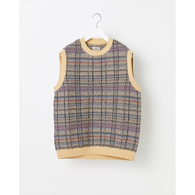 コーヘンのインスタグラム：「﻿ SUMMER CHECK TWEED VEST﻿ ﻿ #coohem #coohemmens #knitvest #vest #check #2021ss」