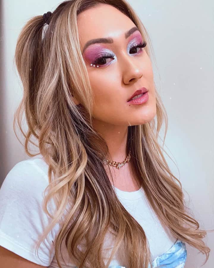 Lauren Riihimakiのインスタグラム：「serving some Jules inspired vibes today after watching Part 2 of HBO’s Euphoria ✨. My fav show on @HBOMax is obv Craftopia but drop your fav @HBOMax shows in the comments so I can check them out! I just started Fake Famous today but have been binging HBO favorites like, The Undoing and Big Little Lies. @HBOMax has content you can't get anywhere else, AND if you sign up now for HBO Max you can save 20% when you prepay for 6 months! ✨ Restrictions apply.  Hurry, this offer ends soon!」