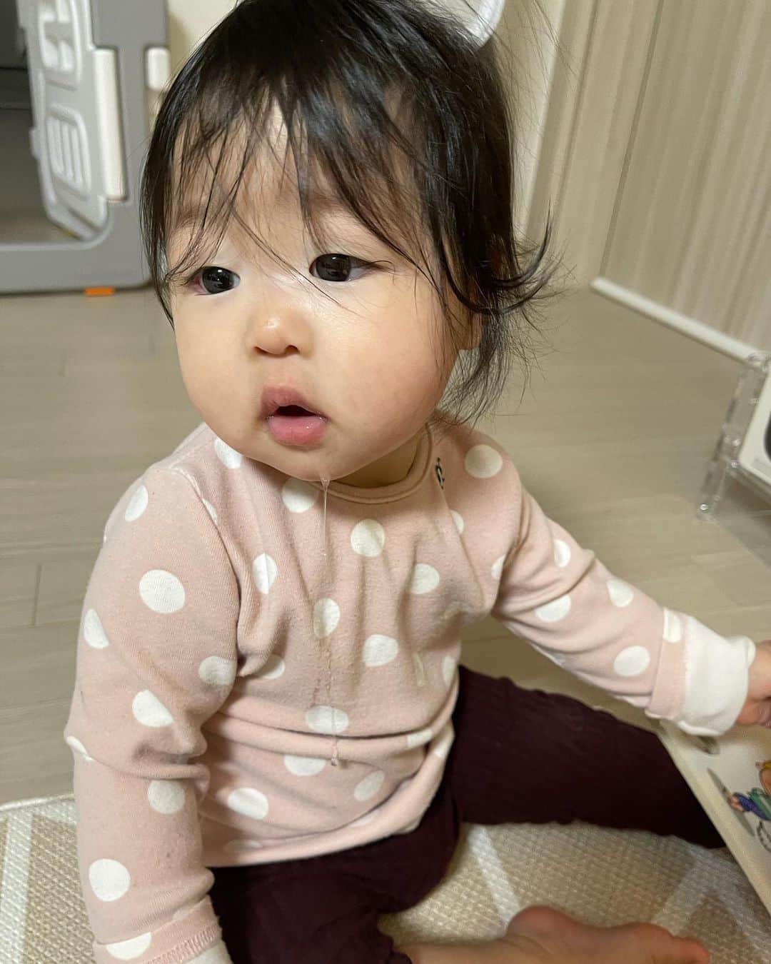 イ・ユンジのインスタグラム：「#여자는자고일어났을때이쁘면👍#모닝소울#아련하게꿀떨어뜨리기#엄마눈엔모든순간이달라요#도배죄송함다」