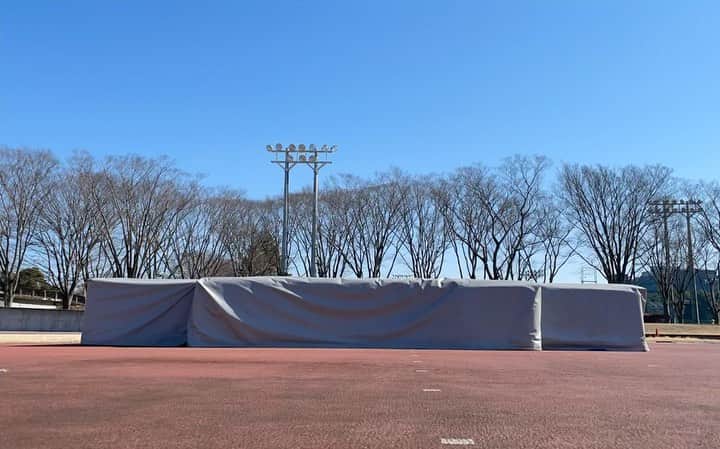 戸邉直人のインスタグラム：「Preparing. 150 days to the Olympic Games.  #highjump #athletics #trackandfield #training #workout #athlete #athletelife #陸上競技 #走高跳 #tokyo2020」