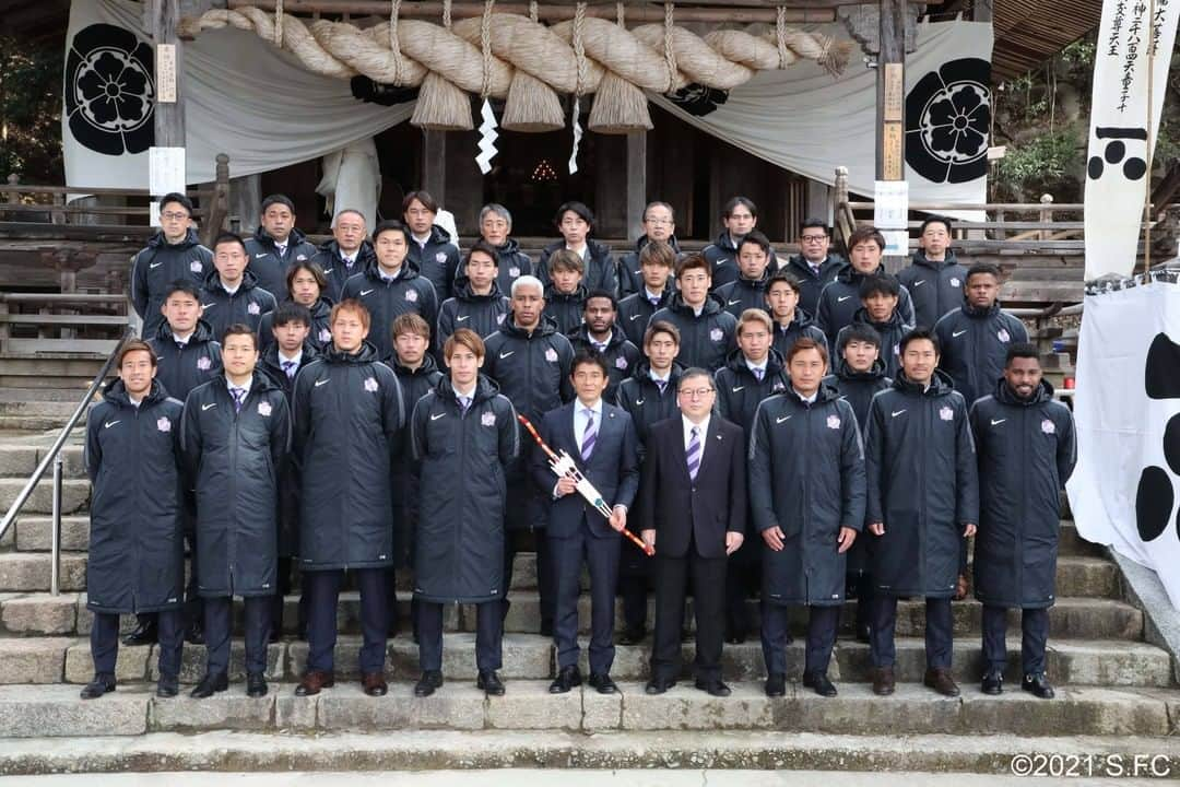 サンフレッチェ広島さんのインスタグラム写真 - (サンフレッチェ広島Instagram)「安芸高田市・清神社にて、2021シーズンの必勝祈願を行いました‼️  #sanfrecce #積攻」2月23日 15時35分 - sanfrecce.official