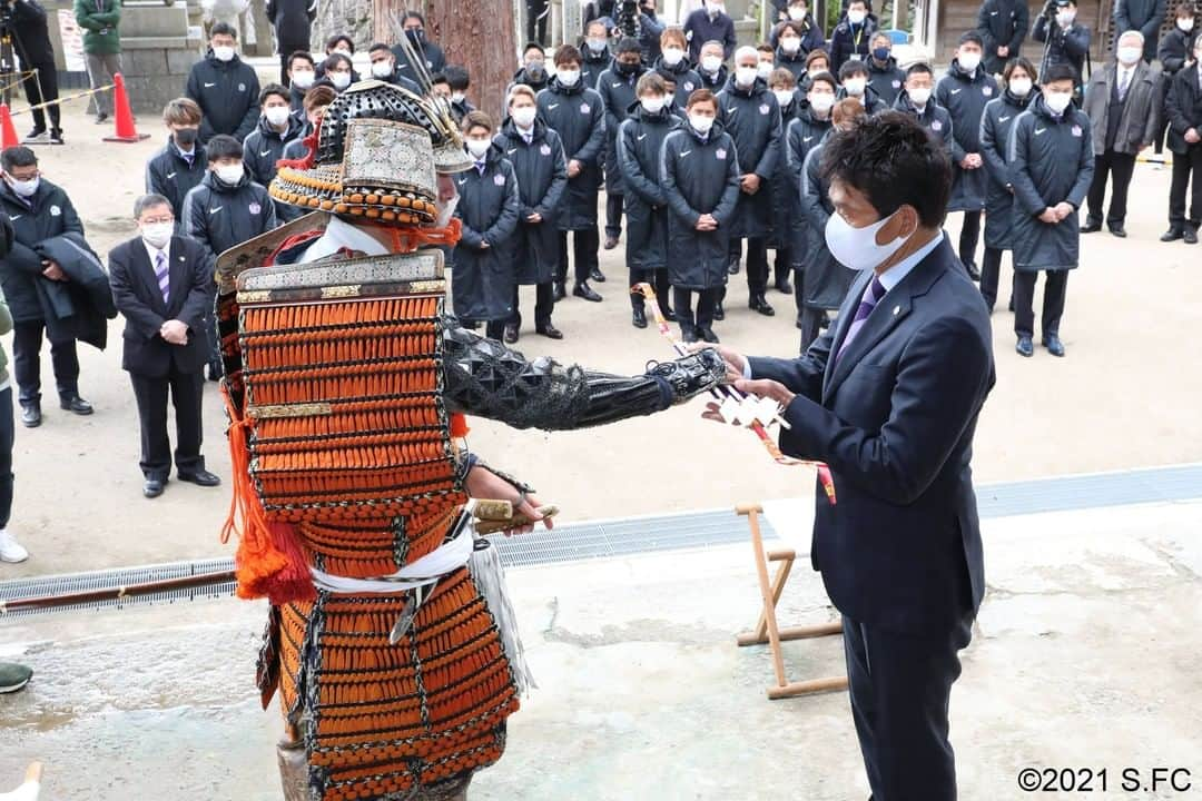 サンフレッチェ広島さんのインスタグラム写真 - (サンフレッチェ広島Instagram)「安芸高田市・清神社にて、2021シーズンの必勝祈願を行いました‼️  #sanfrecce #積攻」2月23日 15時35分 - sanfrecce.official