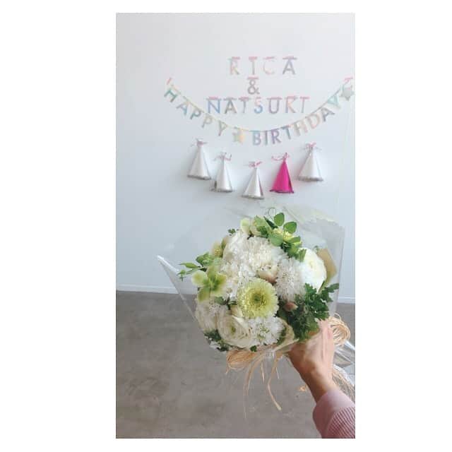のインスタグラム：「﻿ Lee marcheの撮影中﻿ モデルのなつきちゃんとお誕生日が近く﻿ お祝いしていただきました❤︎﻿ ﻿ Florist IGUSAのアレンジメント素敵。﻿ ✨✨﻿ ﻿ ﻿ #2枚目はなっちゃんが撮ってくれた﻿ #ありがとう」