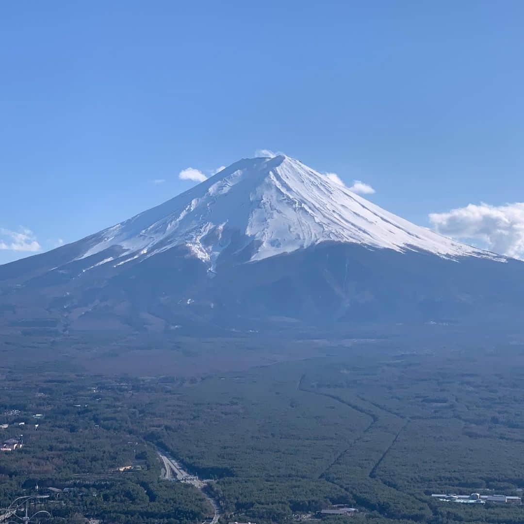 竹井亮介さんのインスタグラム写真 - (竹井亮介Instagram)「2021年2月23日。 富士山の日とのことで。 写真は去年のだけど。 #富士山 #過去スタグラム」2月23日 10時14分 - takeiryosuke