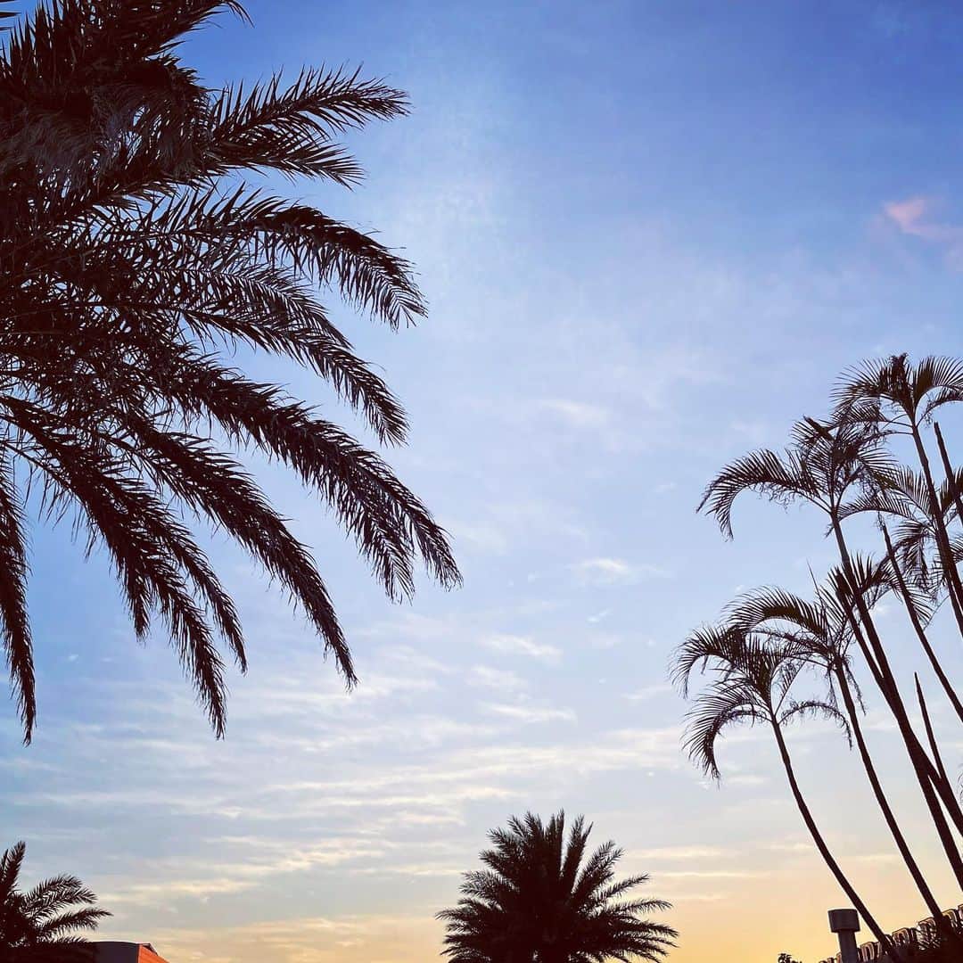 のインスタグラム：「昨日の空はとっても綺麗だった😌💗 #okinawa」