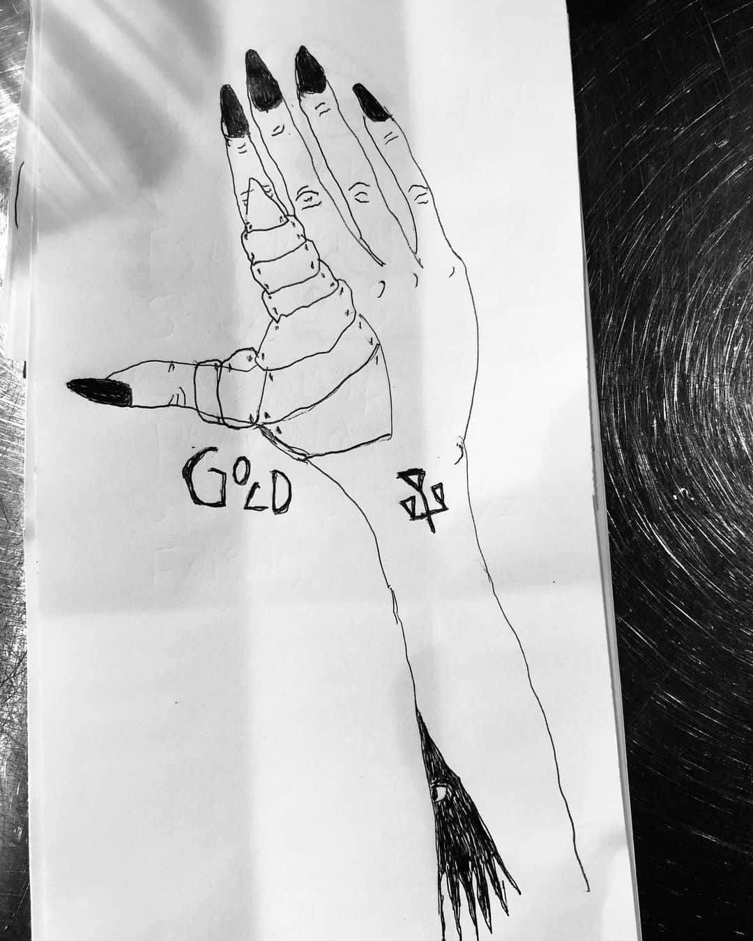Aya Satoのインスタグラム：「💎🤚🏻💎  #iwantsomethinglikethis #ideas #hand #peinting #ayasato」