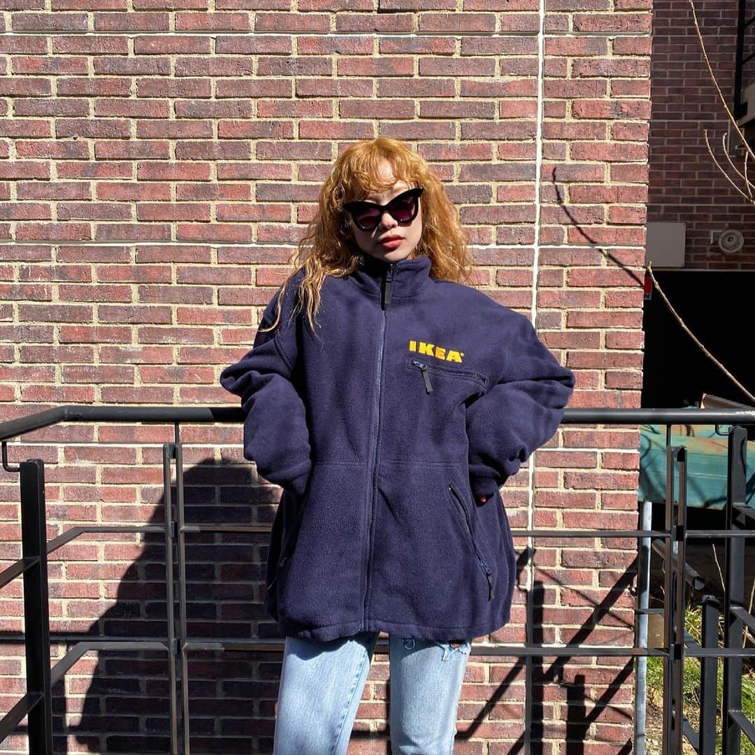 PUNK CAKEのインスタグラム：「•IKEA fleece zip jacket【SOLD】 •happy balloon sweatshirts【SOLD】  #punkcake  #vintage #vintageclothing  #80sfashion  #古着 #古着コーデ  #古着女子 #レディース古着　 #原宿 #harajuku  #harajukufashion  #原宿古着屋 #東京古着屋  #古着屋巡り #古着通販」