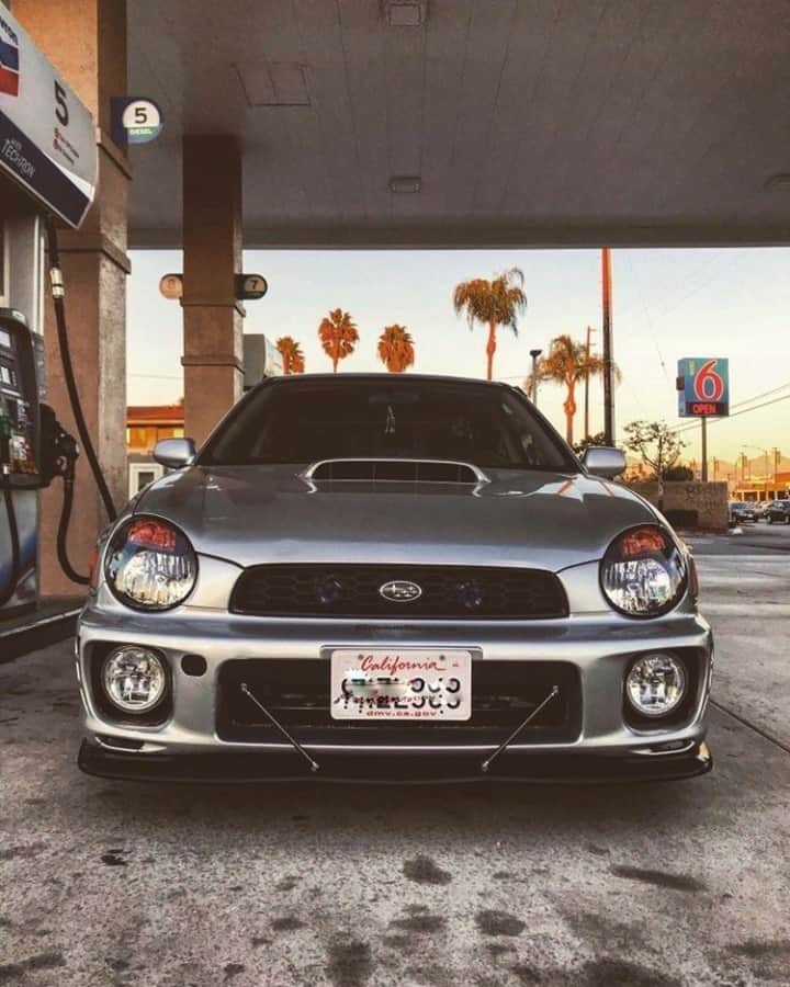 Subaru of Americaさんのインスタグラム写真 - (Subaru of AmericaInstagram)「This #SubaruWRX giving us all the ✨Cali🌴 vibes✨. Tag us in your coolest #SubaruAndSunset shot! (📸: @0wrxdanny2)」2月23日 13時03分 - subaru_usa