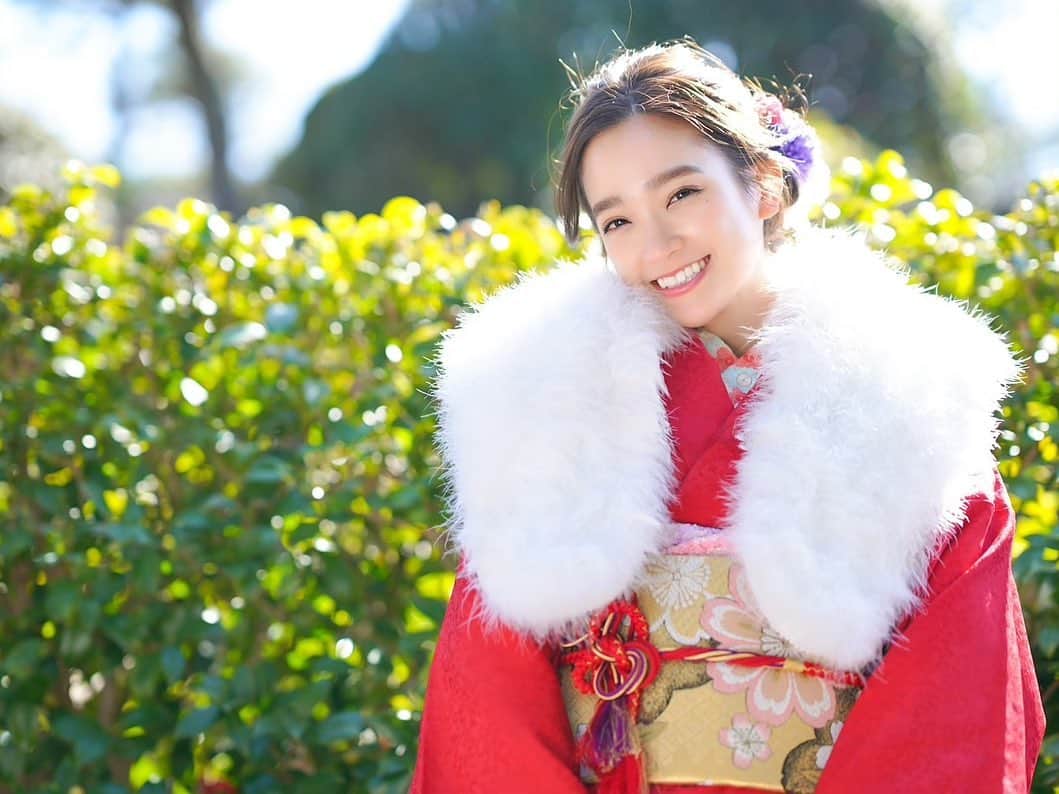 太田麻美さんのインスタグラム写真 - (太田麻美Instagram)「👘❤️🇯🇵  #shooting #japanesegirl #girl #hairarrange #portrait #portraitphotography #晴れ着 #振袖 #着物 #ヘアアレンジ」2月23日 13時11分 - asami0523