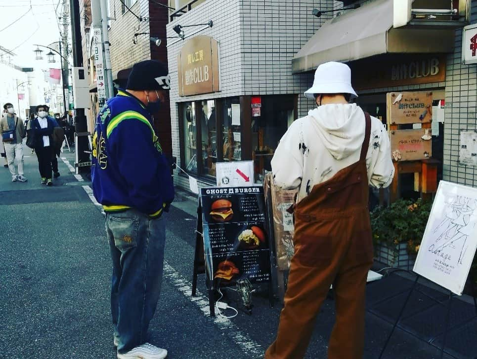 敬太郎さんのインスタグラム写真 - (敬太郎Instagram)「父と子。  #fashion #streetfashion #streetstyle #yeezy #koreanfashion #japaneseculture #coordinate  #ファッション #ファッションコーデ #メンズコーデ #ストリートファッション #ストリート系男子」2月23日 23時41分 - keitaro_bnv_0507