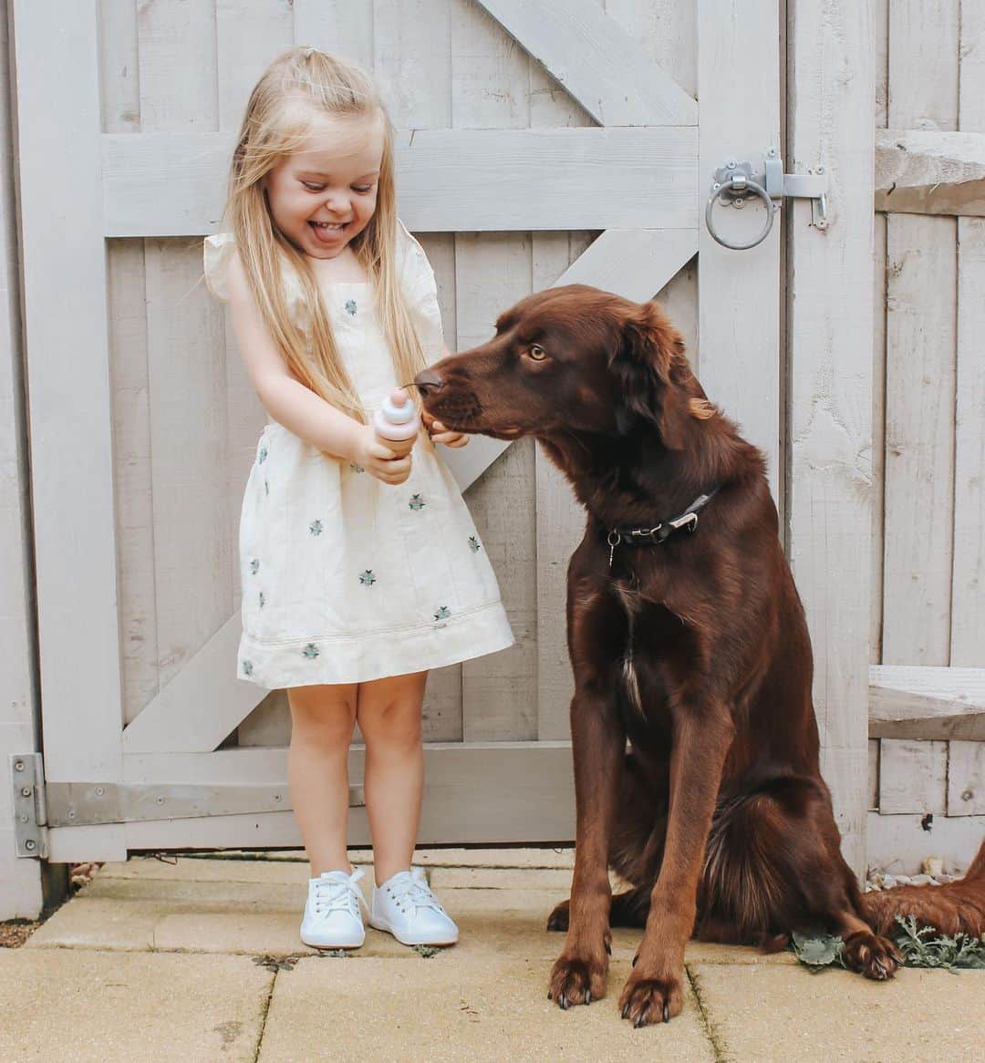 Kedsのインスタグラム：「Serving up some major cuteness. Tap to shop the Kickstart sneaker for kids. 📷: @crystallily1」