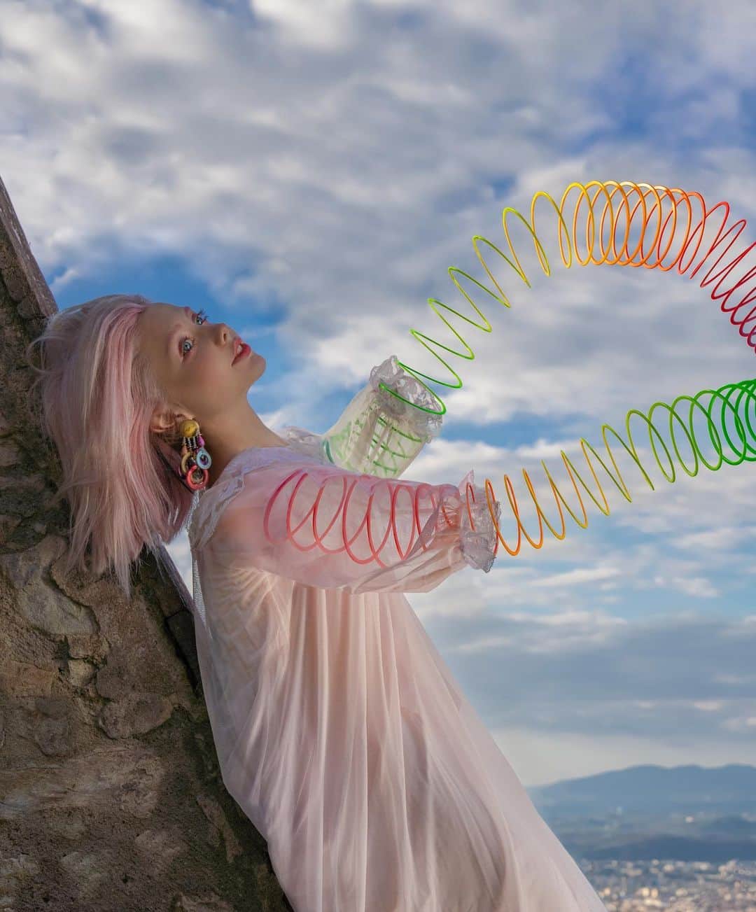 エリーナ・シェンドリンのインスタグラム：「🌈」