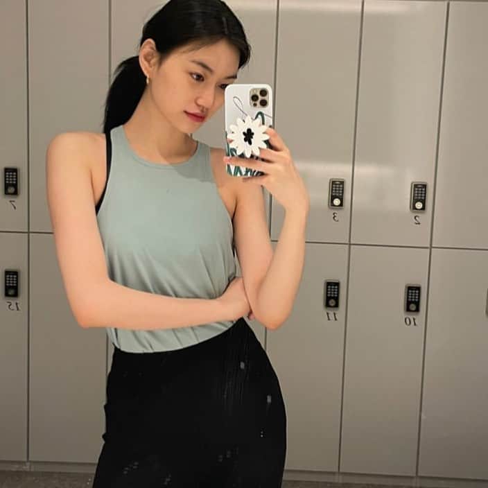 キム・ドヨンのインスタグラム：「Doyeon Instastory update」