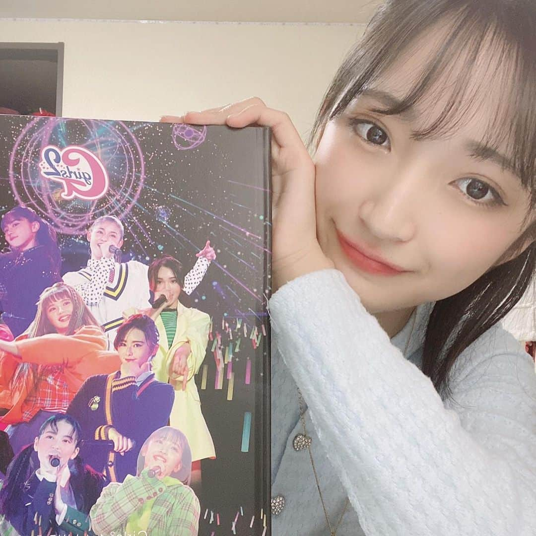 Girls²さんのインスタグラム写真 - (Girls²Instagram)「♡♡♡ ﻿ Girls² 1st LIVE PHOTOBOOK 「9人のキズナ」 いよいよ発売！！  ライブでしか見る事ができない、貴重な瞬間がフォトブックとして帰ってくる！ 「9人のキズナ」をテーマにLIVEの思い出がいっぱいに詰まった1冊！ いつでもGirls²に会える！  2月25日発売☆☆☆ お申込み受付中！  #Girls2 #ガールズガールズ﻿ #PartyTime  #GirlsRevolution #9人のキズナ﻿ #がるがるちゃんねる﻿ #ラブパトリーナ #ラブパト﻿ #小田柚葉  #隅谷百花 #鶴屋美咲 #小川桜花 #増田來亜﻿ #菱田未渚美 #山口綺羅 #原田都愛 #石井蘭﻿ #渡辺未優 #山口莉愛 #山下結衣 #杉浦優來 #teen #jpop #photobook #throwback #tb #japan #instalike」2月23日 16時49分 - girls2_official