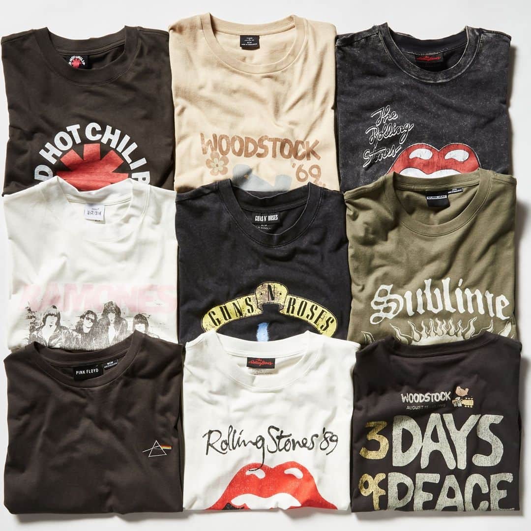 COTTON ONのインスタグラム：「Iconic line up tbh 🎸⚡ #TapBioLinkToShop #MyCottonOn」
