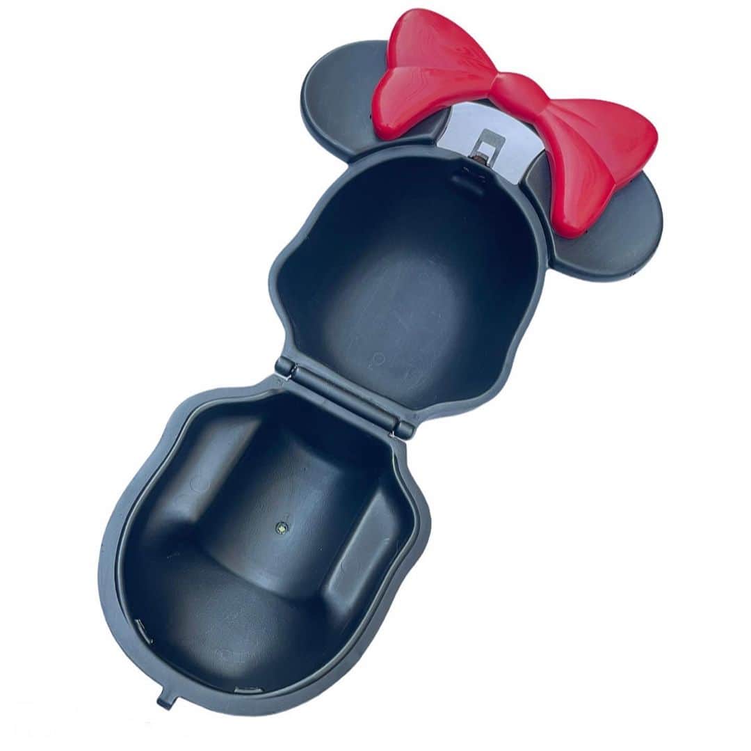 おもちゃやSPIRALさんのインスタグラム写真 - (おもちゃやSPIRALInstagram)「vintage Mickey Mouse Lunch Box入荷しました！  ミニー　20000円 ミッキー　18500円  です！」2月23日 17時01分 - spiral_toy