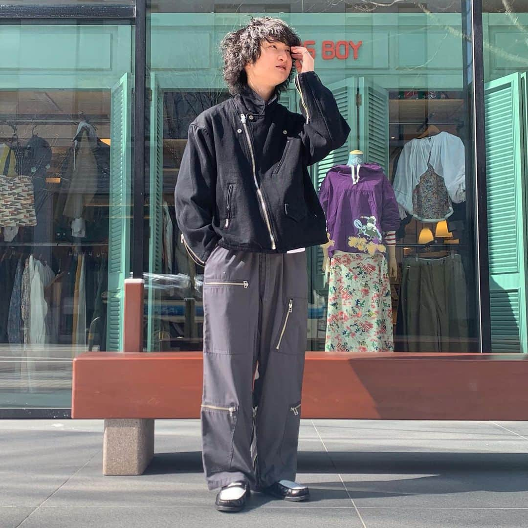 ビームス金沢さんのインスタグラム写真 - (ビームス金沢Instagram)「STAFF STYLING  #beams #beams金沢 #kanazawa #ishikawa #japan #mensfashion #mensstreetstyle #menscasual #staffstyling #ビームス #ビームス金沢 #金沢 #石川県 #日本 #メンズファッション #メンズストリートファッション #メンズストリートスタイル #メンズカジュアル #スタッフスタイリング」2月23日 17時11分 - beams_kanazawa