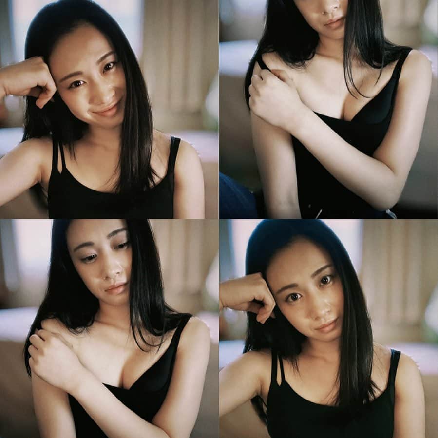 鈴木芳奈のインスタグラム：「引きこもりの画。 時にはこんなのもどうでしょうか。 ☺︎ I’m at home. How about a different photo? #役者 #俳優 #女優 #山形出身 #act #actor #actress」