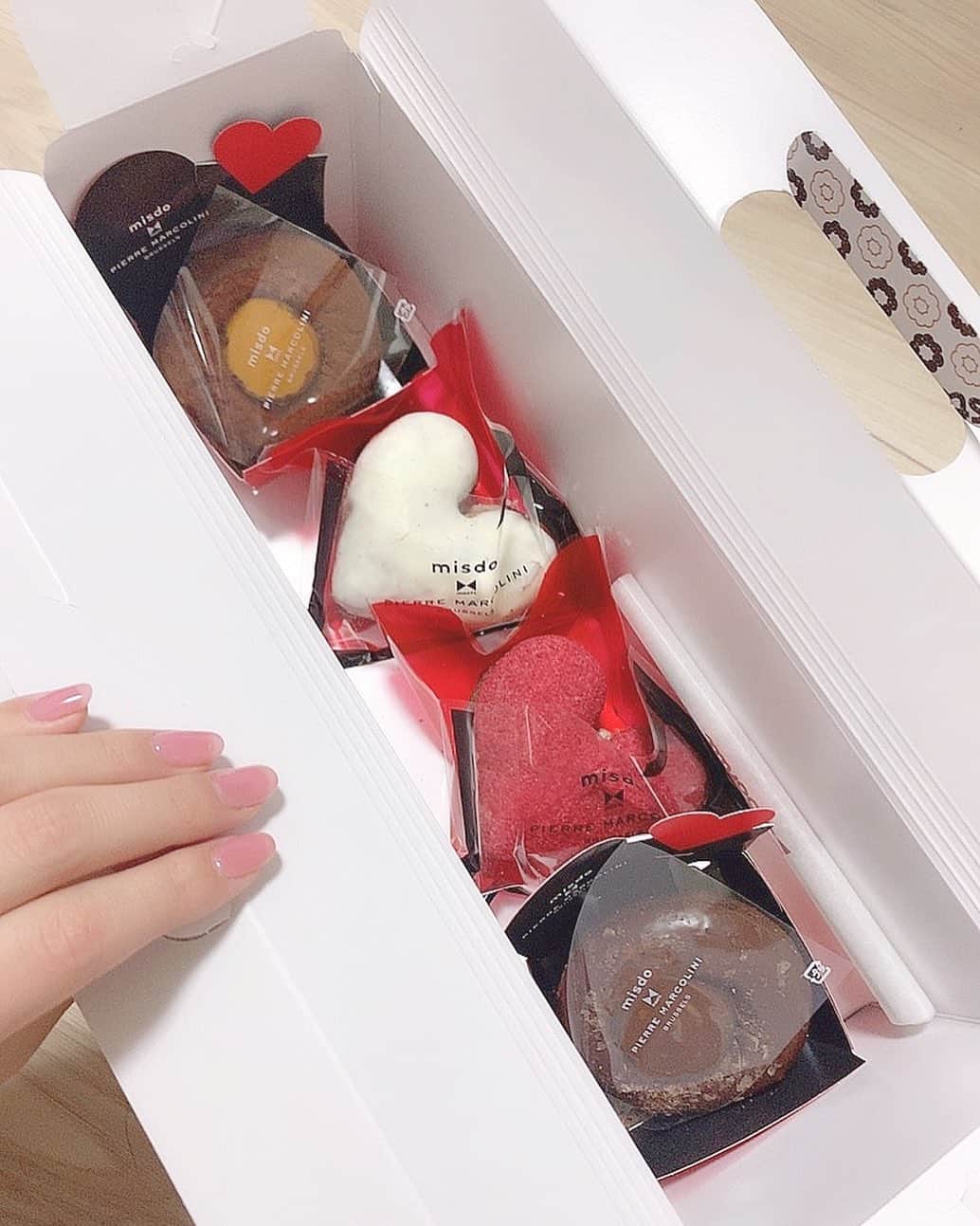 梨沙のインスタグラム：「#pierremarcolini 🍽🍩🤍」
