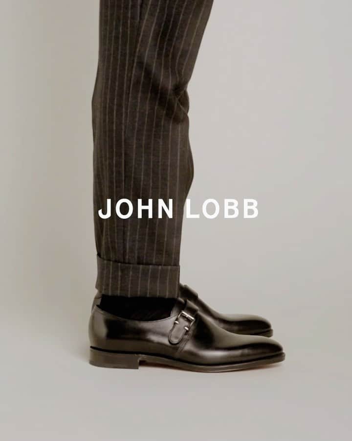 ジョンロブのインスタグラム：「Understated elegance and classic fluid lines in this season’s newest styles. Introducing Kenton, the latest single buckle from John Lobb. . #johnlobb @julienthomashamon @gauthierborsarello」