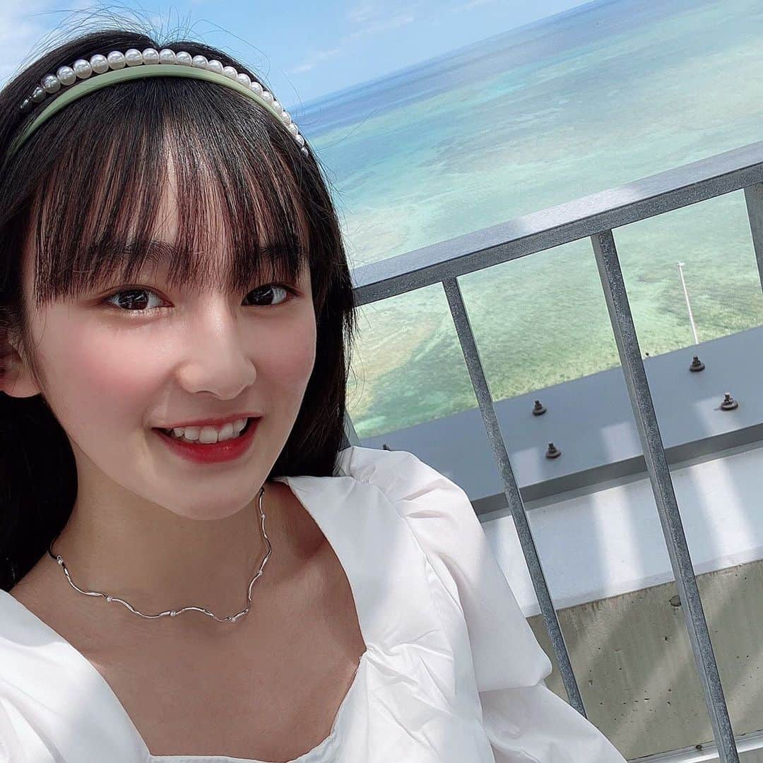 ８２１（ハニー）さんのインスタグラム写真 - (８２１（ハニー）Instagram)「821CAM📸- #selfie 💕#RIKO  沖縄の海🏝とカチューシャリコ☺️  #821honey #H821 #821 #リコ #WHO #CallMyName #japanesegirl #girlgroup #沖縄 #海 #カチューシャ #커플 #메이크 #데일리메이크업 #패션 #오오티디 #팔로미 #메이크업 #셀카 #셀피」2月23日 18時58分 - 821honey_official