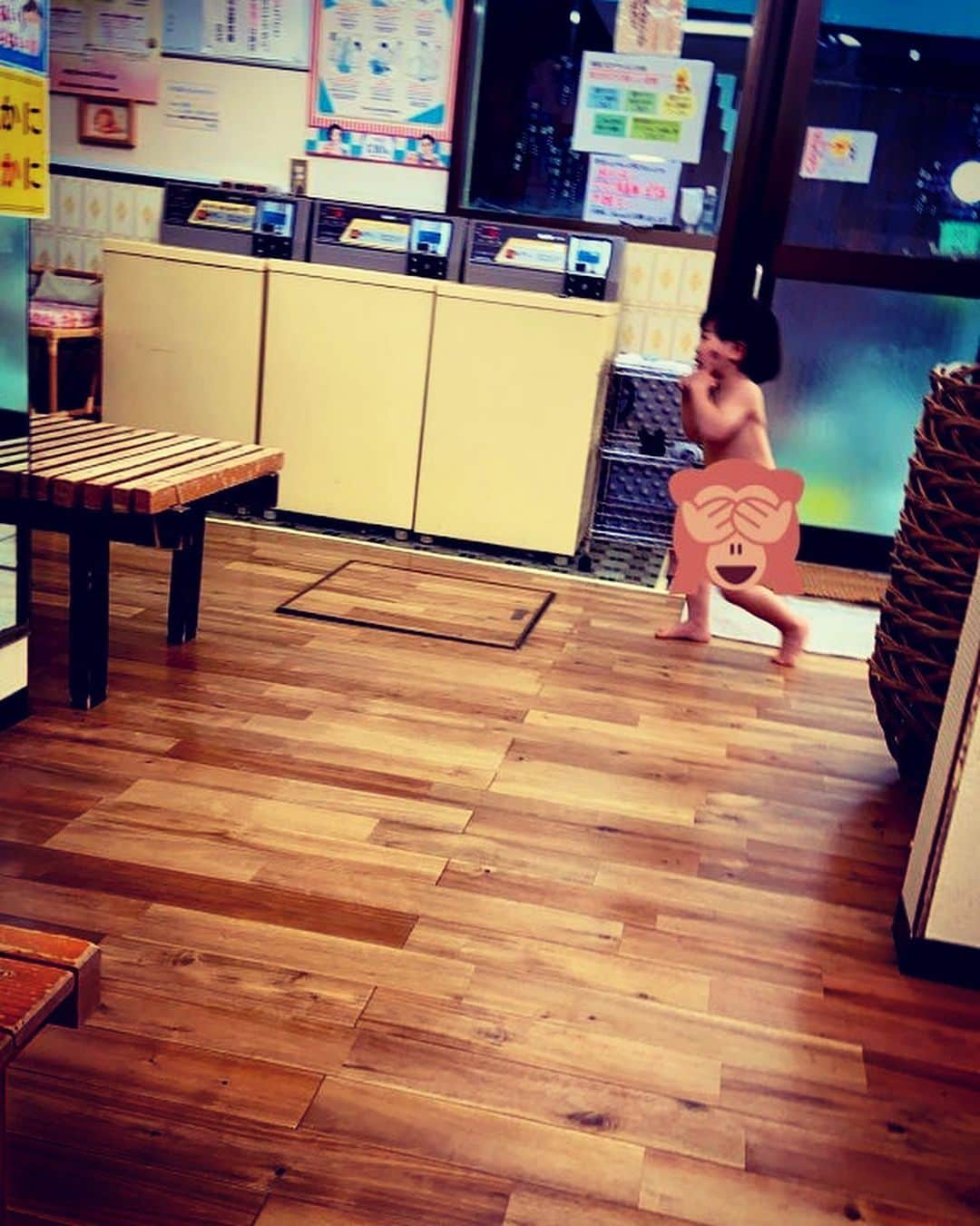 ゆみみのインスタグラム：「銭湯♨️最高だったなぁ。 #銭湯   #子育て日記 #育児 #育児日記 #子育てぐらむ #3歳0ヶ月#息子 #ママ #ママリ #おやばか部#ママスタ #コドモノ #ママタス #コドモ #ママライフ #ママびより #ママリミニ #ママノコ  #子供 #ママリ絵日記 #ママリ#育児 #子育て日記 #育児 #育児日記 #子育てぐらむ #3歳0ヶ月#息子 #令和3年 #ママ #ママリ #おやばか部#ママスタ #コドモノ #ママタス #コドモ #ママライフ #ママびより #ママリミニ #ママノコ  #子供 #ママリ絵日記 #ママリ#育児漫画」