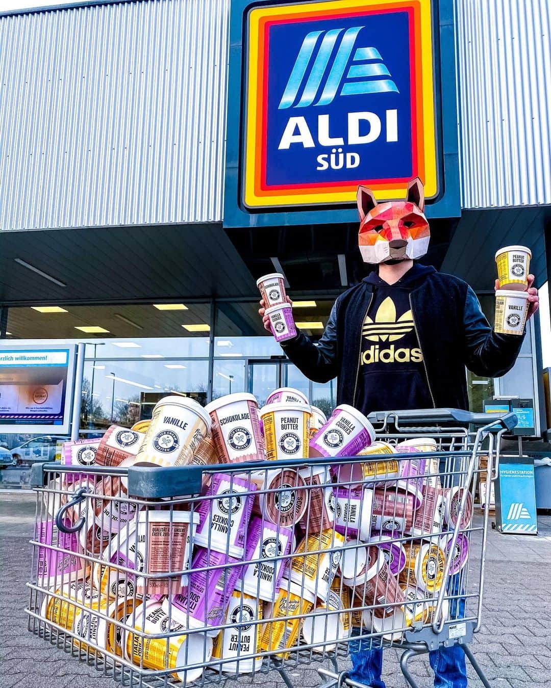 ルーカス ポドルスキさんのインスタグラム ルーカス ポドルスキ Poldi Official