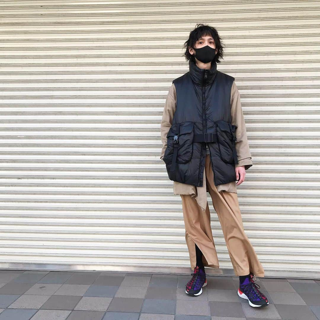 君嶋麻耶のインスタグラム：「オニくんが撮ってくれたよ #y3 #yohjiyamamoto #iroquois  #fashion #mensfashion #used #vintage #cordinate #コーディネート #コーデ #ファッション #メンズファッション #ユーズド #ヴィンテージ #usedclothing #古着」