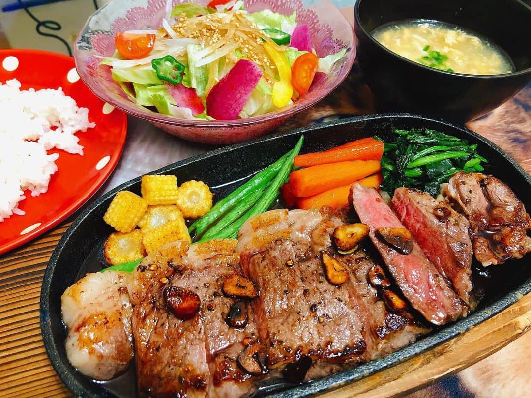 佐野千晃のインスタグラム：「動いたら食べる！﻿ ﻿ 動かなくても食べる！笑﻿ ﻿ ご飯🍚作るのも食べるのも大好き😘﻿ ﻿ そろそろお外に飲みに行きたいな〜🥺﻿ ﻿ #ちゃー飯 #チャークッキング #yummy #Delicious #good #love #handmade #made #in #moana #instagram #instagohan #instafood #ニチレイ #ニチレイフレッシュ」