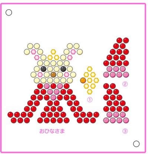 アクアビーズ公式さんのインスタグラム写真 - (アクアビーズ公式Instagram)「・ 皆さん、ひな祭りの準備はされましたか😊？  アクアビーズで作ったうさぎとくまのお雛様を、雛壇に飾ってみました✾ 作り方は、公式ウェブサイトのイラストシートからダウンロードできますので、是非作ってみてください✨  #アクアビーズ #aquabeads #ビーズ #beads #アクアビーズアレンジ  #ひな祭り #雛人形 #ひな人形 #おひなさま  #おうち時間」2月23日 20時00分 - epoch1958_jp