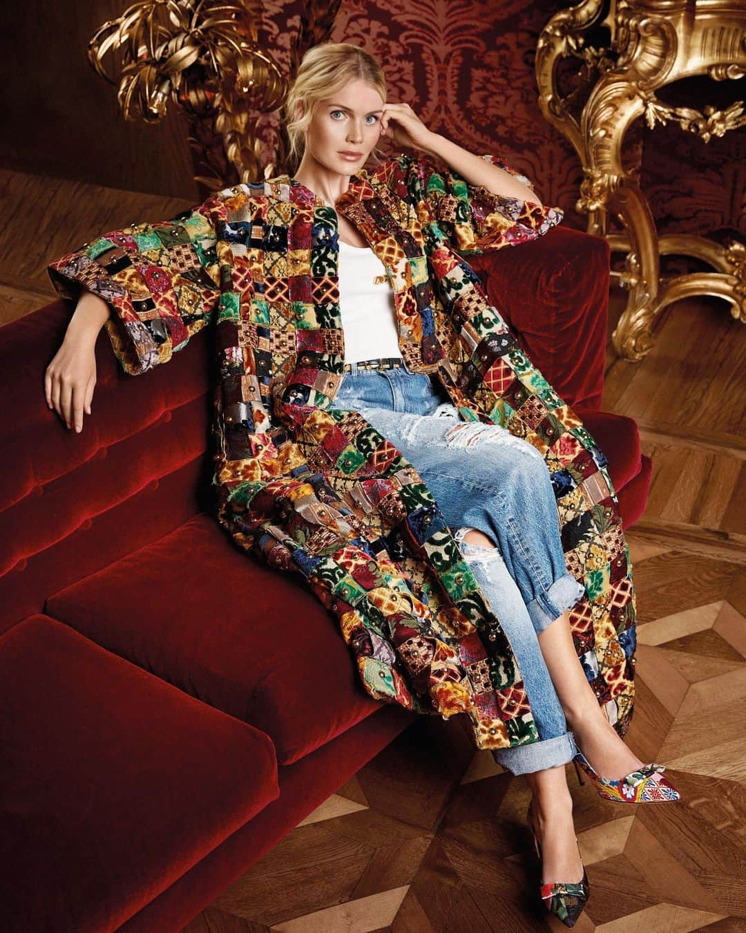 キティ・スペンサーのインスタグラム：「My @dolcegabbana Amazing Technicolour Dreamcoat for @elle_spain ✨ #DGFamily #DGPatchworkdiSicilia #ElleSpain」