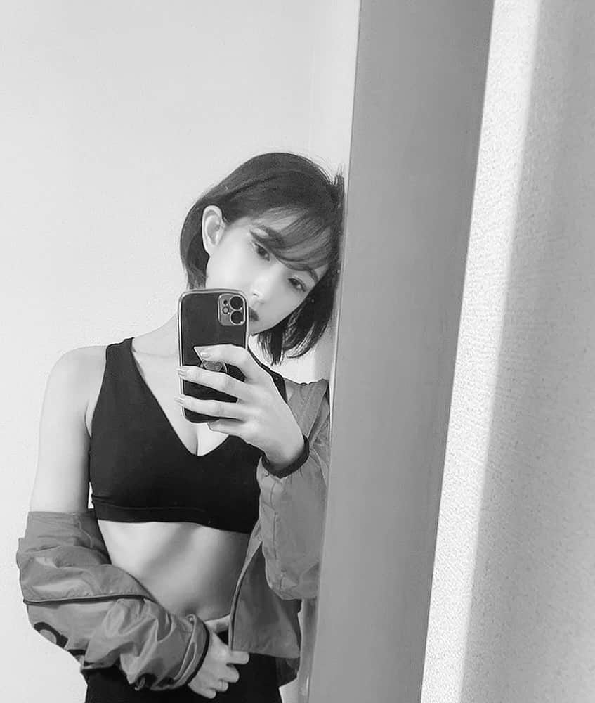 のインスタグラム：「﻿ ﻿ #workout 🧘‍♀️🌿」