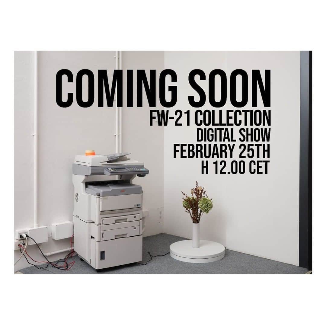 アンドレアポンピリオのインスタグラム：「MILANO FASHION WEEK  Collection AUTUMN WINTER 2021 FILM  Save the date THURSDAY 25TH FEBRUARY  12 AM  HTTPS://MILANOFASHIONWEEK.CAMERAMODA.IT/」