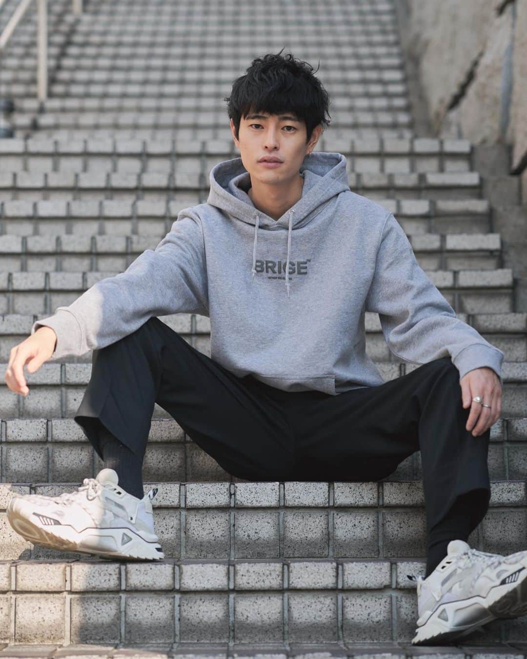 FumiShun BASEのインスタグラム：「Gray hoodie will be released on 26th February. And T-shirts will be back in stock! Actually this gray hoodie is so cool🔥 Recently I’m wearing it everyday😂 Do you like this color?🤔 @brige.international   📷 @ig_onelife」