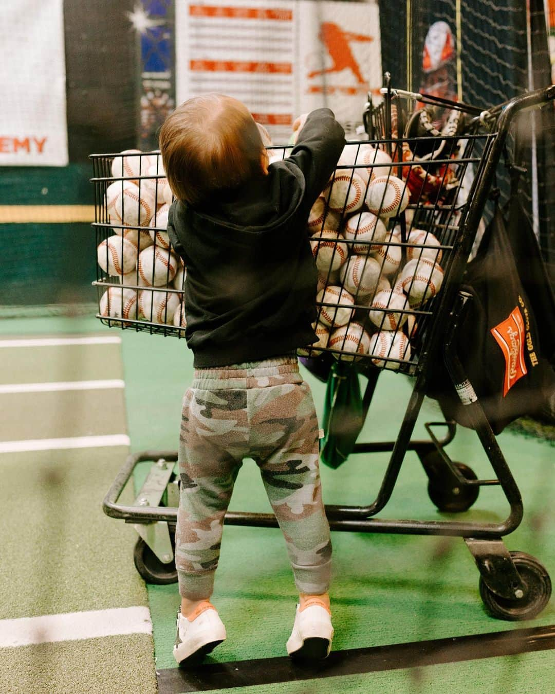 ブライス・ハーパーのインスタグラム：「Spring. Little man is ready!⚾️」