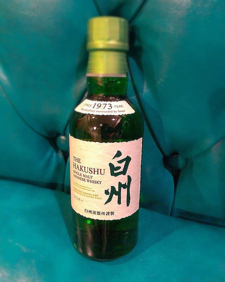 茅原実里さんのインスタグラム写真 - (茅原実里Instagram)「🥃 ⠀ 仕事帰りに珍しく、 コンビニで白州を発見👀✨ ⠀ すかさずGET‼️ ヤッタぜぃ〜♡笑 ⠀ #茅原実里 #minorin」2月23日 21時20分 - minori_chihara