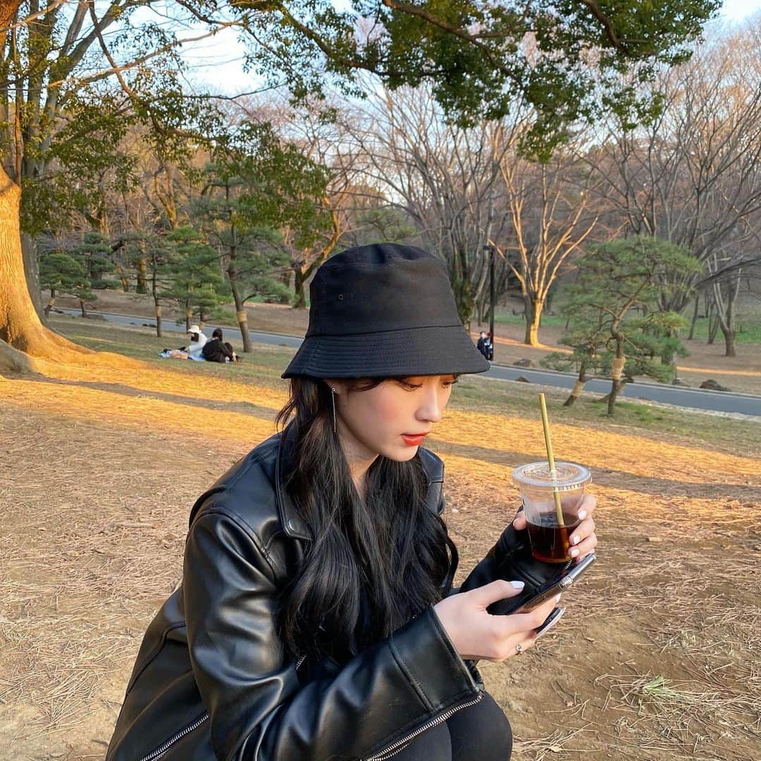 小山莉奈さんのインスタグラム写真 - (小山莉奈Instagram)「🖤」2月23日 21時36分 - koyama_rina