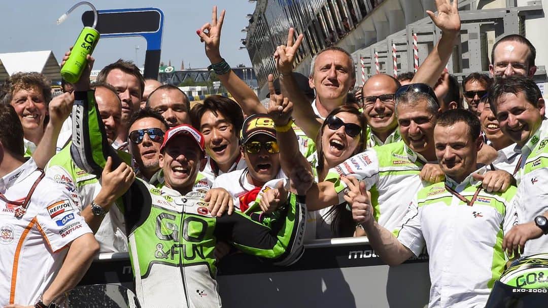 レプソル・ホンダのインスタグラム：「Ciao Fausto. Thanks for all that you have done for MotoGP. We will miss you. 🧡」