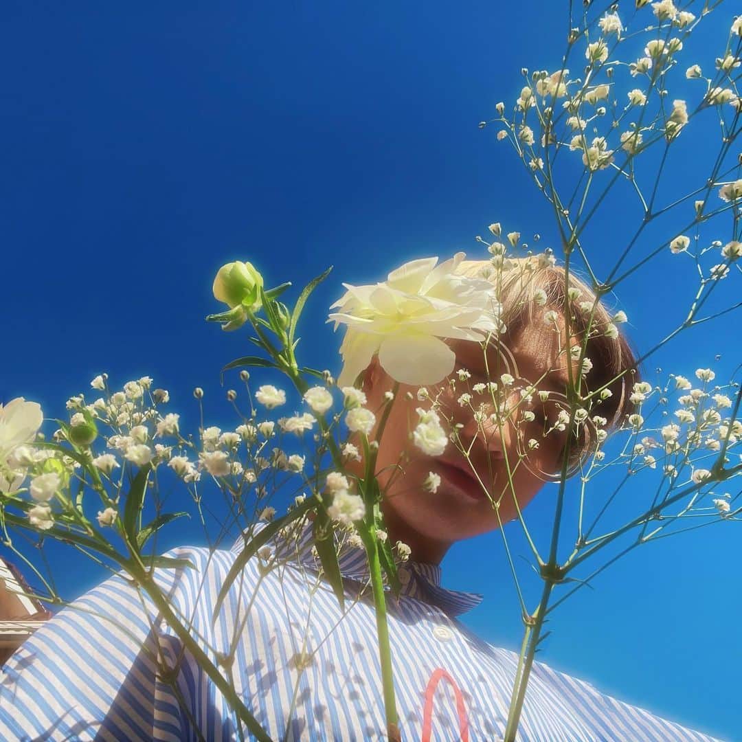 P→★ のインスタグラム：「素敵なお花もらったの💐💐💐」