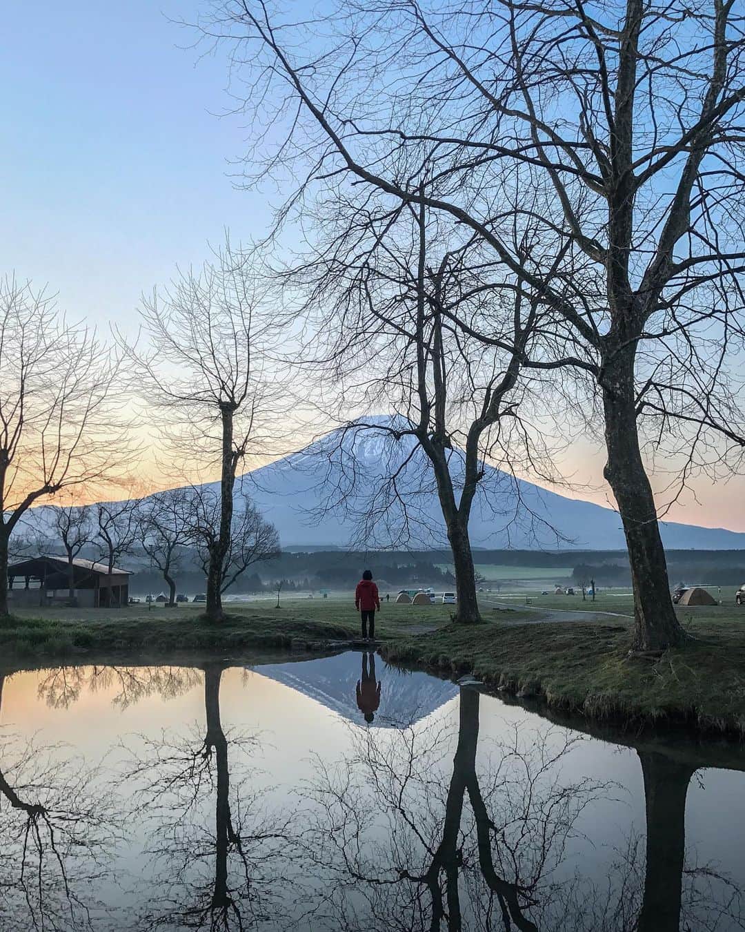 Koichiのインスタグラム：「🗻 Mt. Fuji day  今日2月23日は #富士山の日   #Hellofrom #MtFuji #223 #ShotOniPhone  .」