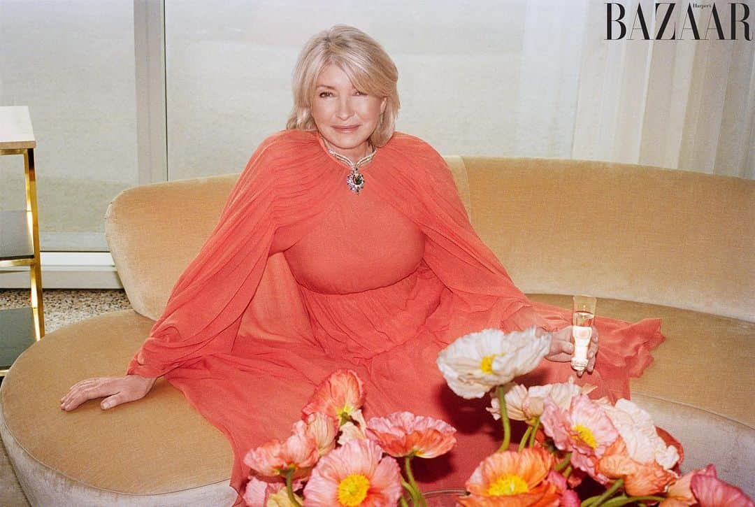 Harper's BAZAARさんのインスタグラム写真 - (Harper's BAZAARInstagram)「After spending decades devoted to the business of improving people’s lives, #MarthaStewart’s touch is everywhere. You can thank the DIY trailblazer for the simple pleasures we now recognize as beautifully photographed cookbooks or luxurious homewares affordably shelved at department stores. Today, the original influencer remains as relevant as ever thanks to her relentless reinvention, shrewd branding, and the occasional thirst trap. Read the full story from our March issue at the link in our bio–where Martha shares what exactly she knows with @alphajada.   Photographer: @cassblackbird   Stylist: @samiranasr   Creative Director: @lauragenninger  Hair: @ward_s_official  Makeup: @daisybeautytoye  Story by: @alphajada   Production: @lolaproduction  Prop Styling: @seenbysharkey   Martha wears @giambattistavalliparis and @vancleefarpels」2月23日 22時00分 - harpersbazaarus