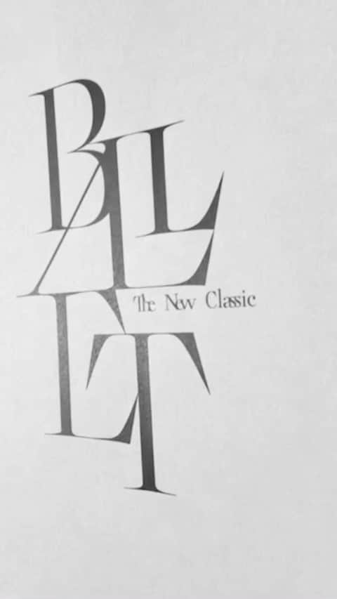 中村祥子のインスタグラム：「新しい世界への挑戦…  @balletthenewclassic 先日のビジュアル撮影インスタライブでの様子です。 フォトグラファー　@yumikoinoueballet  衣装デザイン　 @chikakisada  #ダンサー　@shoheihoriuchi  #shokonakamura」