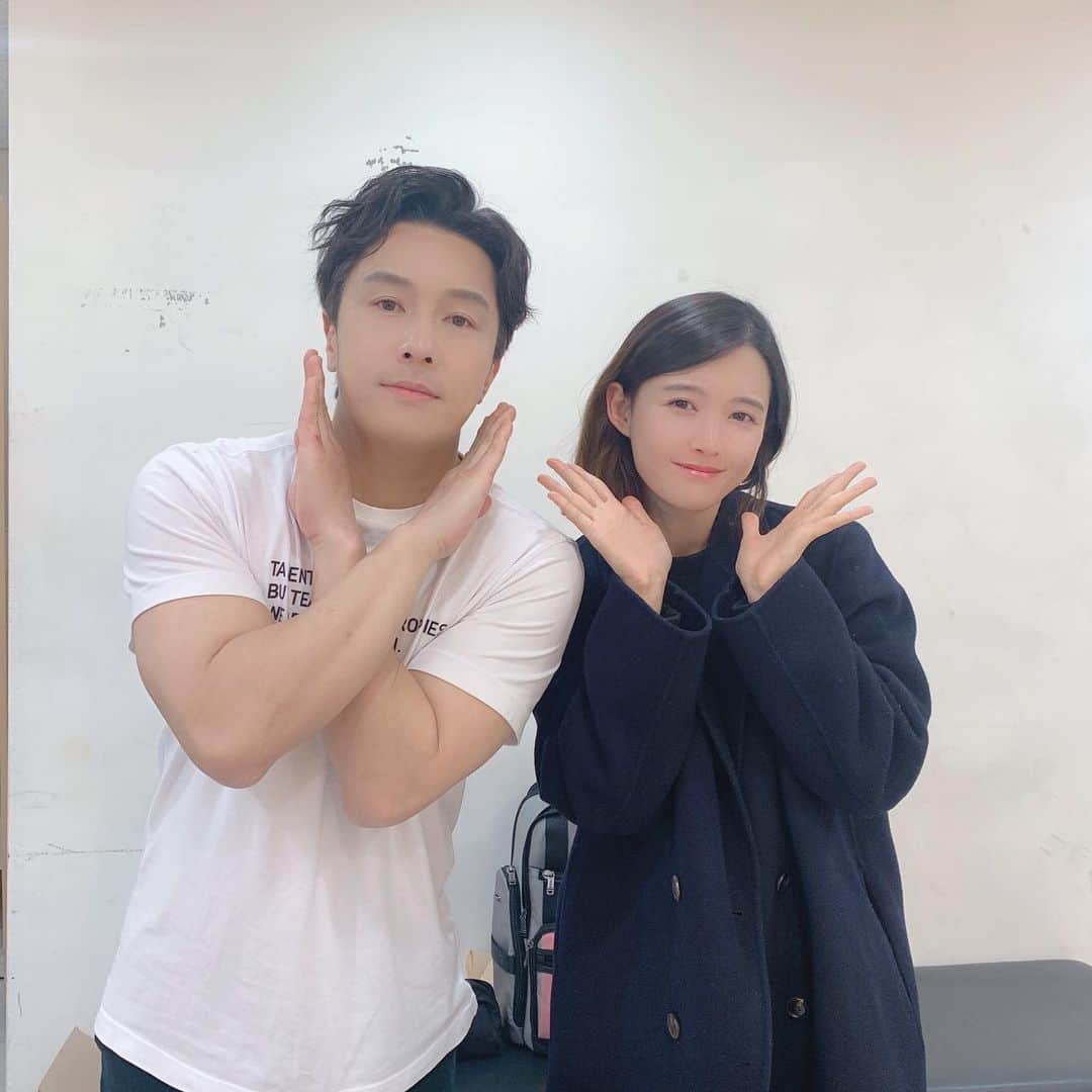 ナム・ボラのインスタグラム：「품격있는 살인극ㅋㅋㅋㅋㅋ 너무 재밌고 너무 웃겨요! 동완오빠 공연해요! 많이 보러 가주세요!   #젠틀맨스가이드 #젠틀맨스가이드_사랑과살인편」