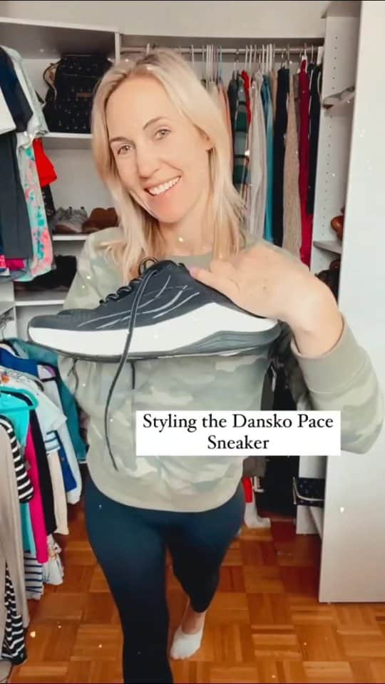 ダンスコのインスタグラム：「Thanks to @cutewithkids for sharing how she’s styling her Pace shoes!」