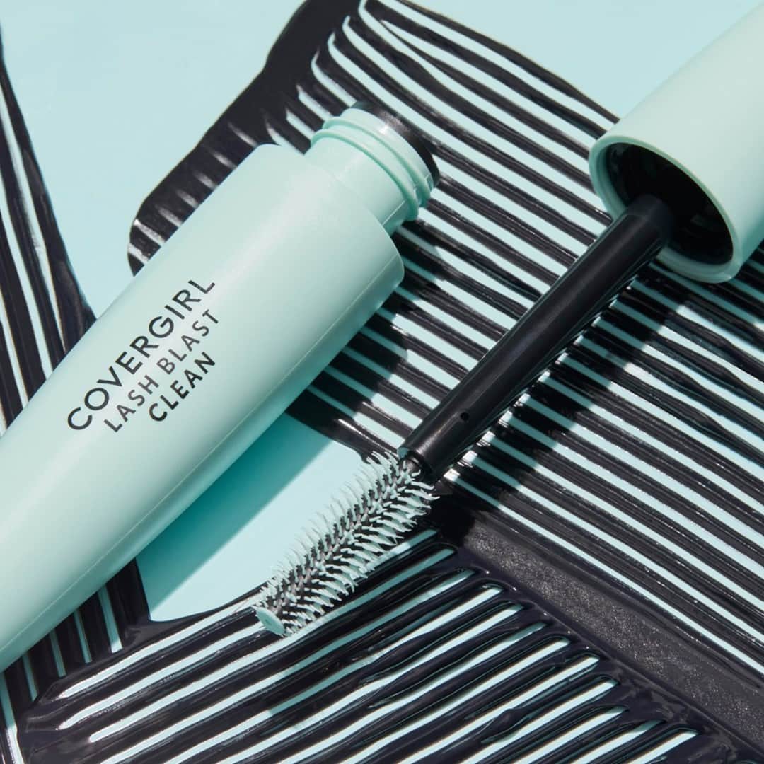 COVERGIRLさんのインスタグラム写真 - (COVERGIRLInstagram)「#LashBlast Clean Volume Mascara gives you up to 10x the volume AND is free from parabens, sulfates, talc, and mineral oil. 🌱 Available at @walmart. #EasyBreezyBeautiful #COVERGIRLCrueltyFree #CrueltyFree」2月23日 23時00分 - covergirl