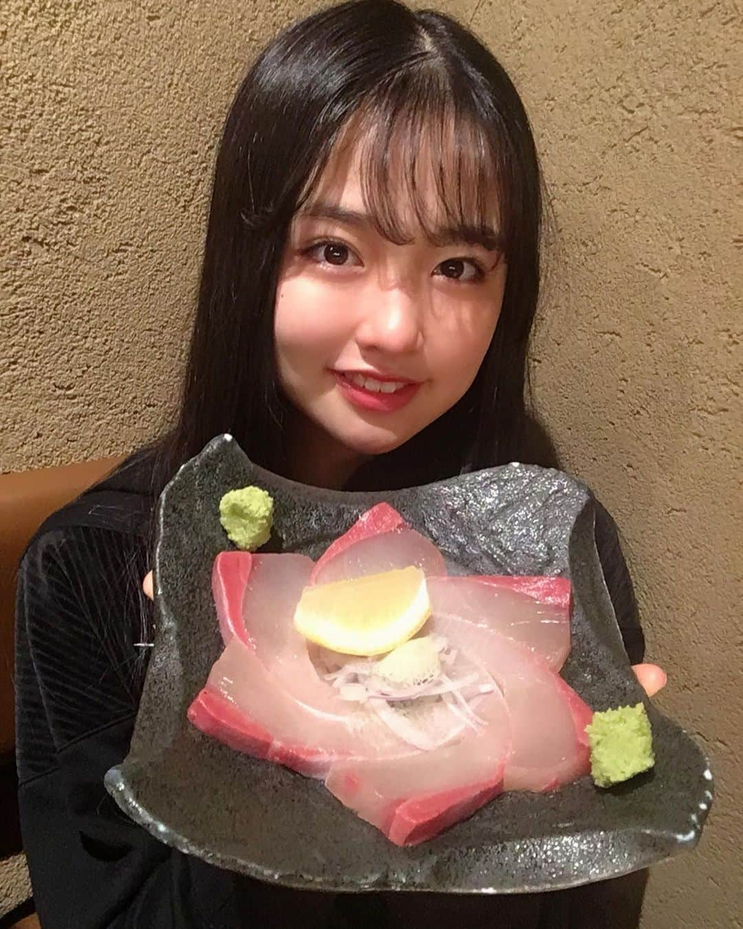 りりさんのインスタグラム写真 - (りりInstagram)「ぶり好き♥ おいしかった♥♥♥♥  #showroom #おりりroom #Popteen #芸能部 #topteens #トップティーンズ #jmix #ジェイミックス #model #モデル #jc2 #りり」2月23日 23時10分 - riiiiiriiii0308