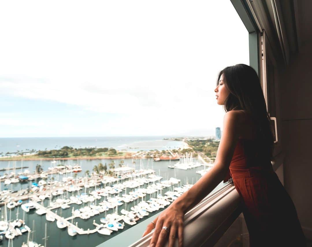 Prince Waikikiのインスタグラム：「Every now and then it's good to stop, take a breath and enjoy the view! #PrinceWaikiki  Photo: @mimi_furu」