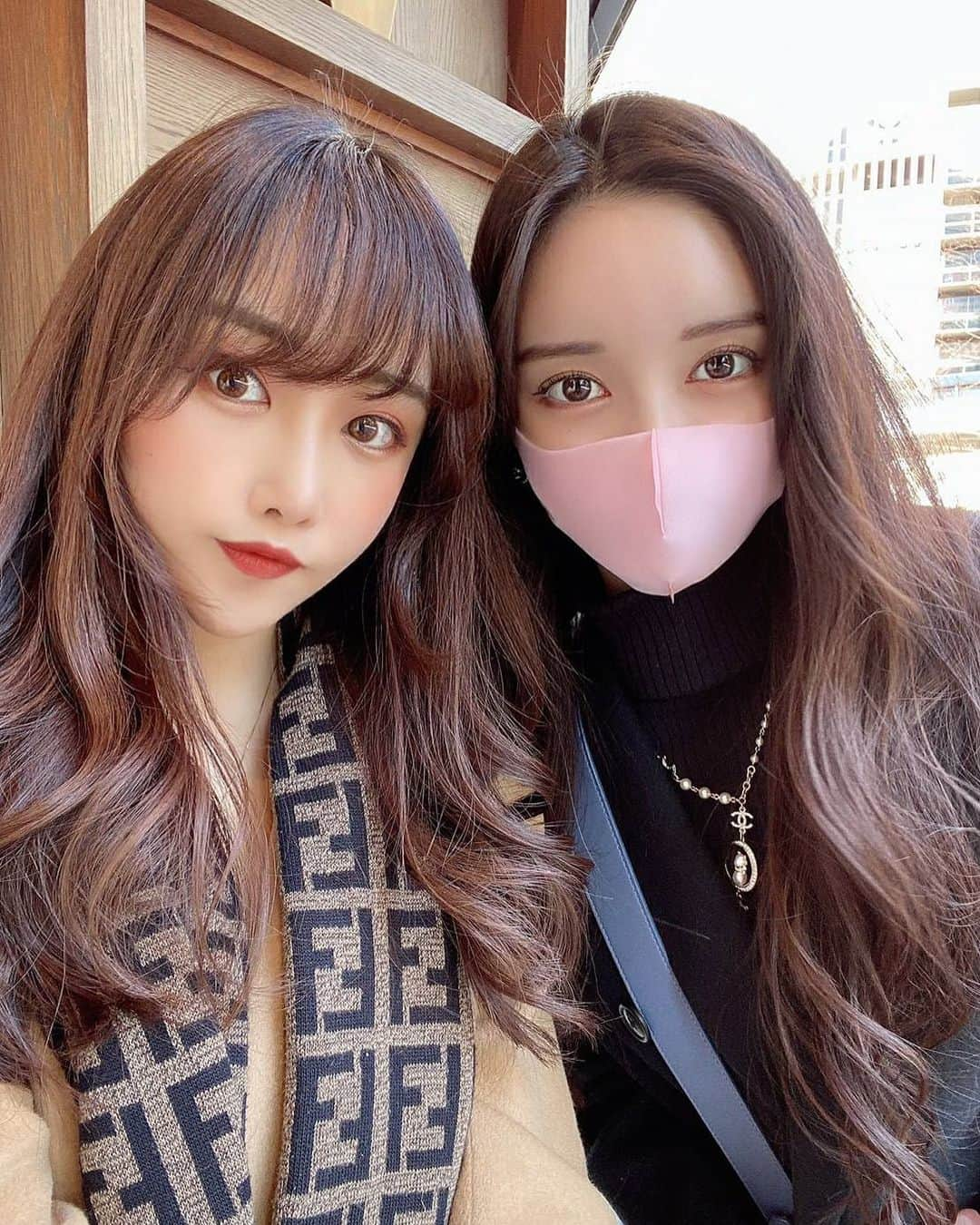 みちかさんのインスタグラム写真 - (みちかInstagram)「李央とよく出かけてるけど、2人で写真撮るの久しぶり😺😺ずっと喋り続けてるのに、加工するときだけはお互い無言(笑)  #東京カフェ #銀座カフェ #日比谷カフェ #有楽町カフェ #カフェ巡り #カフェ活 #tokyocafe #도쿄카페 #카페스타그램 #カフェスタグラム#michikafoodjp #カフェさんぽ #cafe #데일리그램 #도쿄일상 #tokyo #東京 #tokyolife #japan #ginzacafe #긴자카페 #도쿄여행 #일본여행 #tokyofood #tokyofoodie #東京グルメ #いいね返し #韓国ヘア #韓国好きな人と繋がりたい」2月24日 8時53分 - michi3117