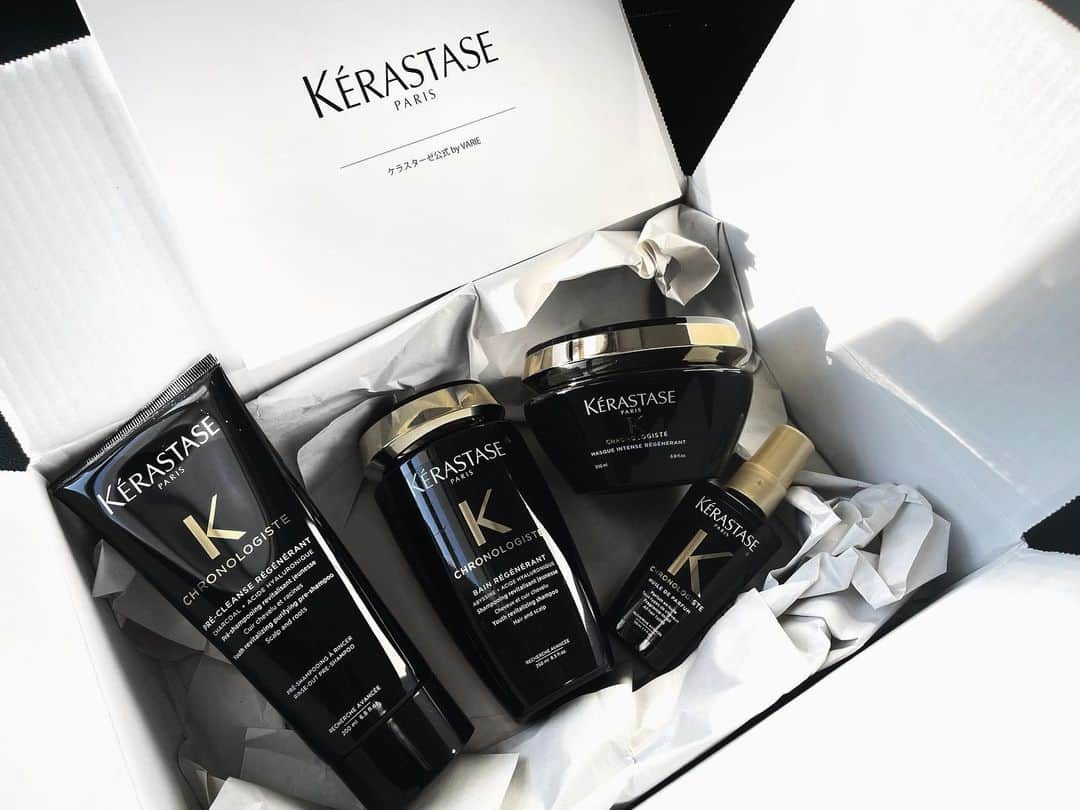 さんのインスタグラム写真 - (Instagram)「@kerastase_official  オイルトリートメントの香りが気に入って 結果一式揃えてみた🖤  今から使うんだ〜楽しみ！  have a nice day🖤」2月24日 9時08分 - hayamajunna